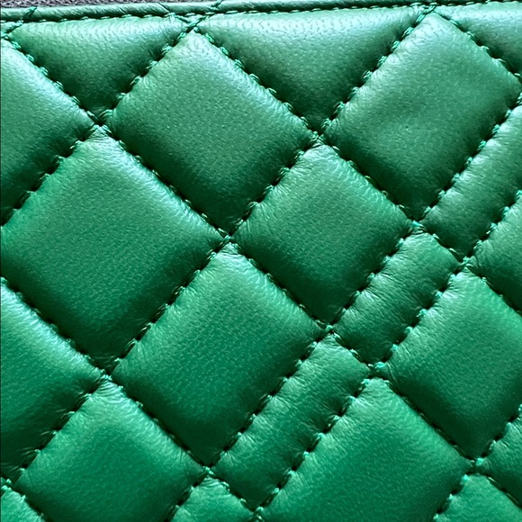Kurt Geiger Emerald Quilted Wallet - Picture 9 of 9